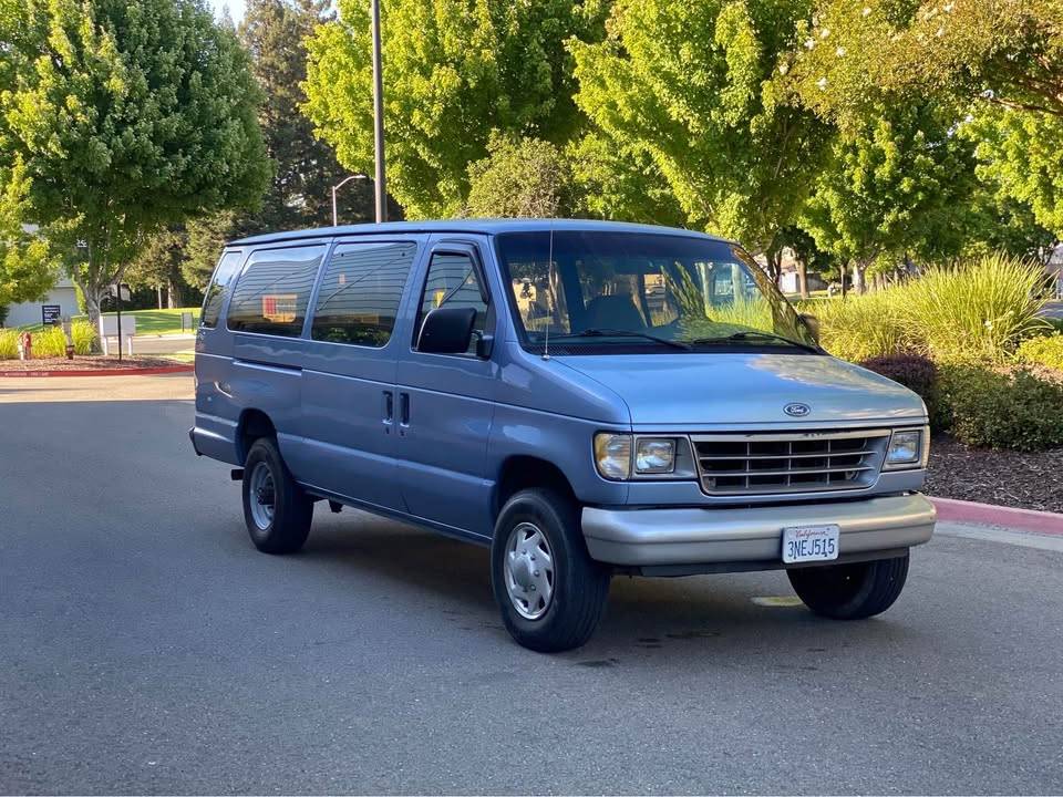 Ford-e350-cargo-van-1995-1
