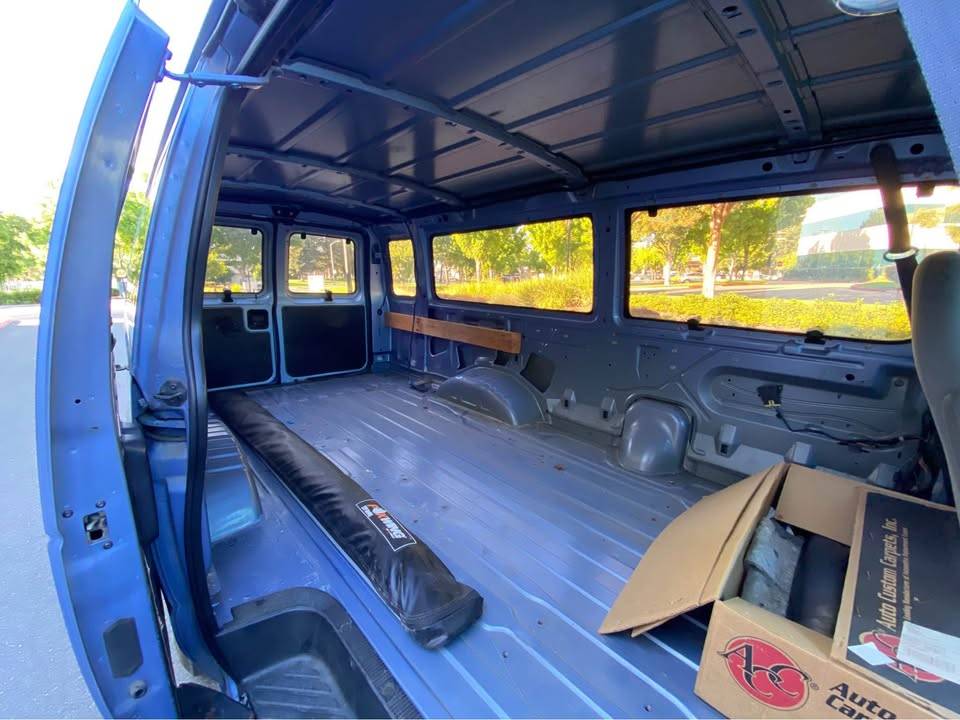 Ford-e350-cargo-van-1995-8