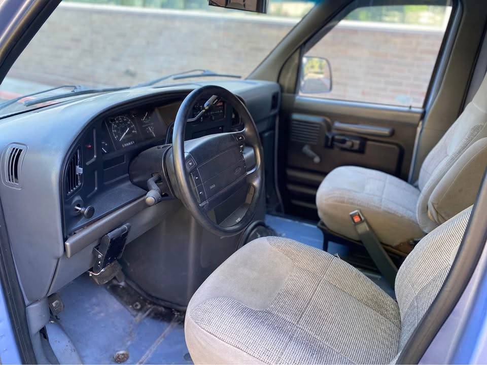 Ford-e350-cargo-van-1995-9