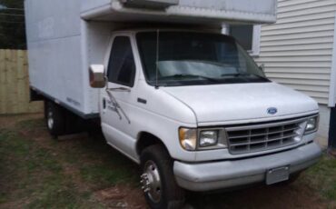 Ford-e350-diesel-1994-white