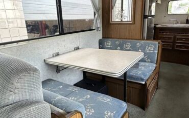 Ford-e350-motorhome-1993-11