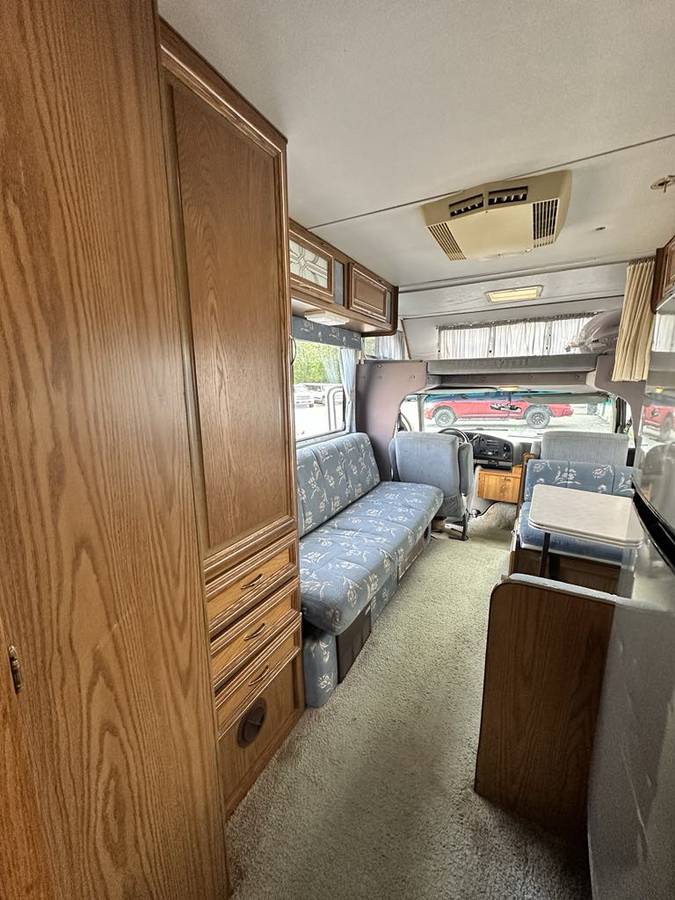 Ford-e350-motorhome-1993-20