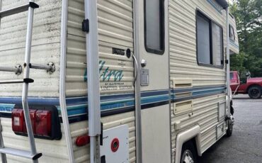 Ford-e350-motorhome-1993-22