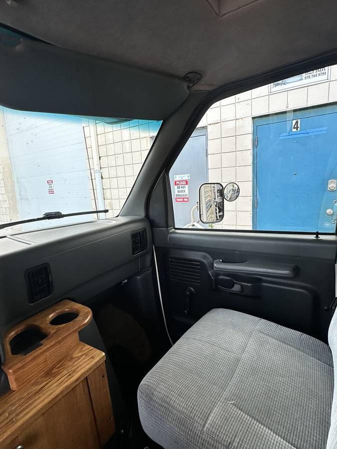Ford-e350-motorhome-1993-9