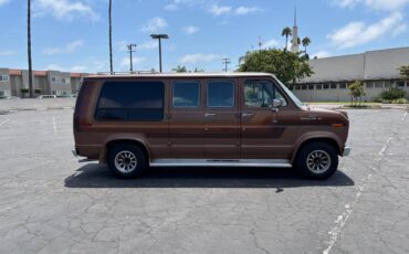 Ford-econoline-150-1986-brown-2