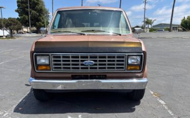 Ford-econoline-150-1986-brown-3