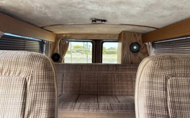 Ford-econoline-150-1986-brown-7