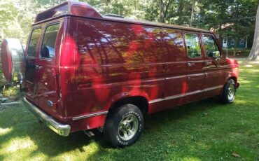 Ford-econoline-150-1989-red-10