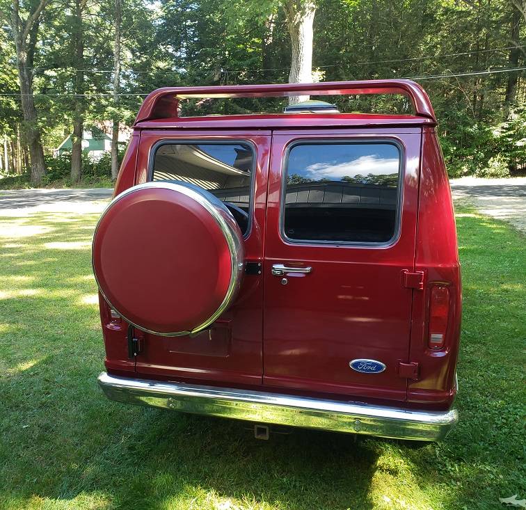 Ford-econoline-150-1989-red-11