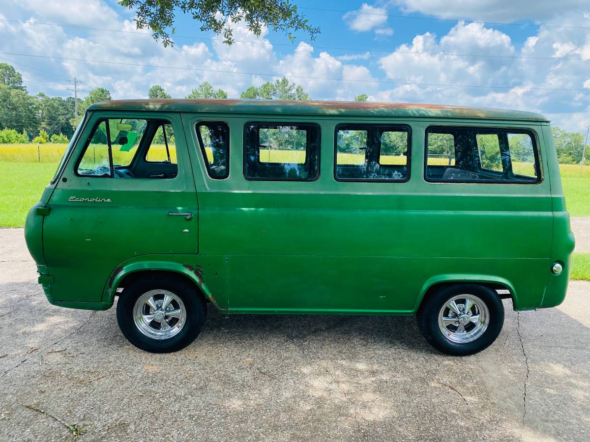 Ford-econoline-1961-green-1