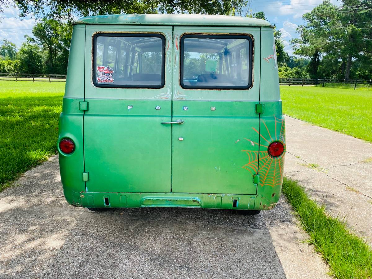 Ford-econoline-1961-green-14