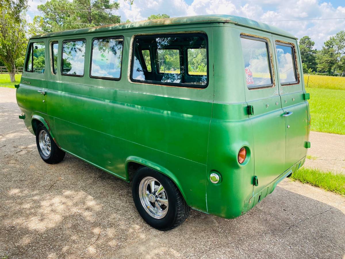 Ford-econoline-1961-green-2