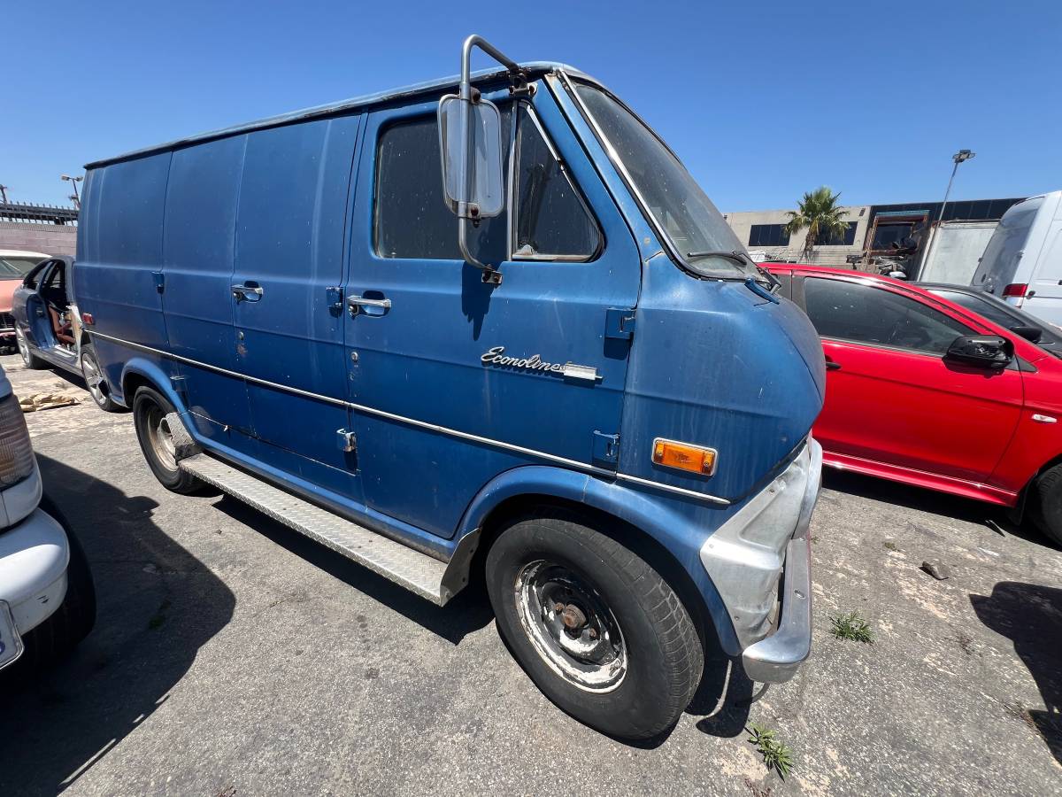 Ford-econoline-1970-2