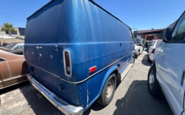 Ford-econoline-1970-5