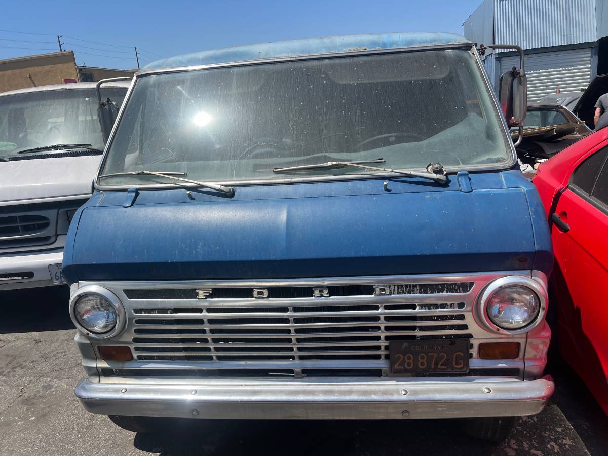 Ford-econoline-1970