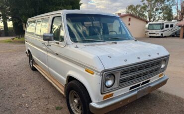 Ford-econoline-1977-white-1