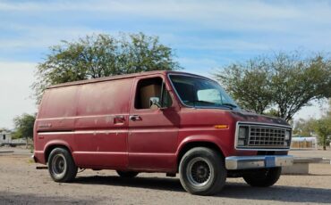 Ford-econoline-1979-red-8