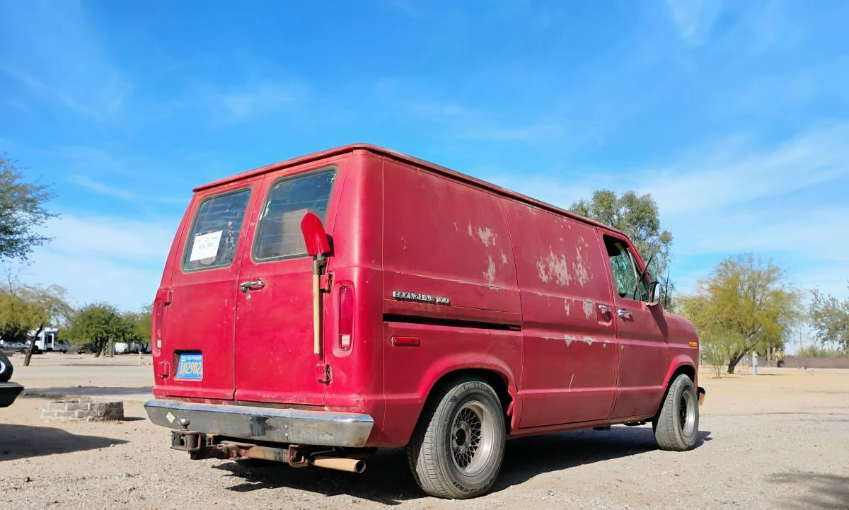 Ford-econoline-1979-red-9