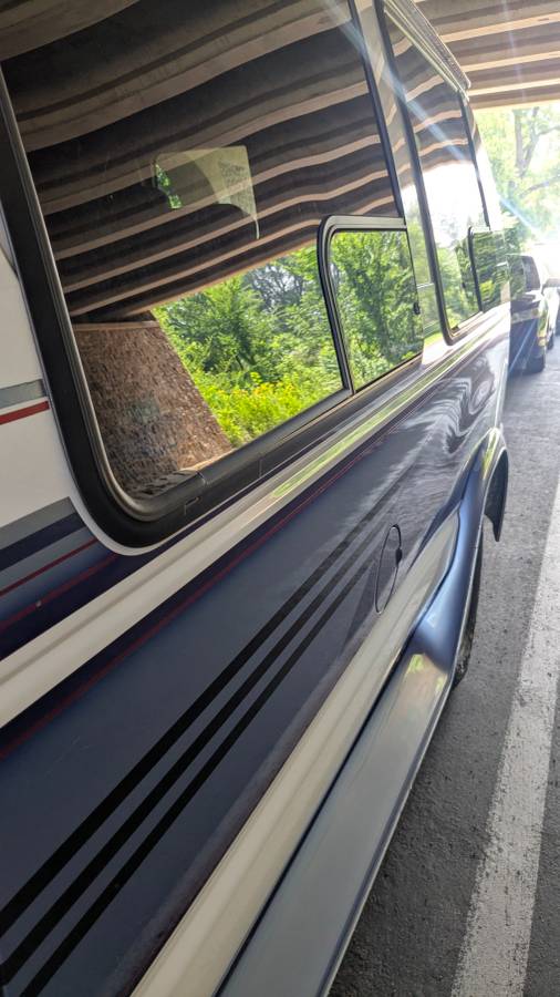 Ford-econoline-1992-13