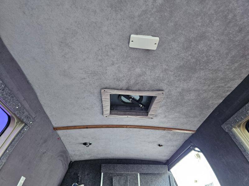 Ford-econoline-1993-grey-11
