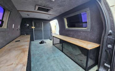 Ford-econoline-1993-grey-13