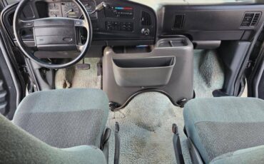 Ford-econoline-1993-grey-18