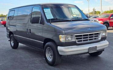 Ford-econoline-1993-grey