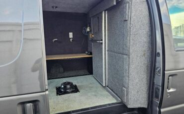 Ford-econoline-1993-grey-8