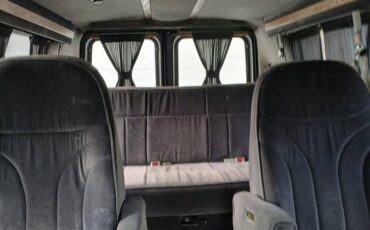 Ford-econoline-1994-grey-3