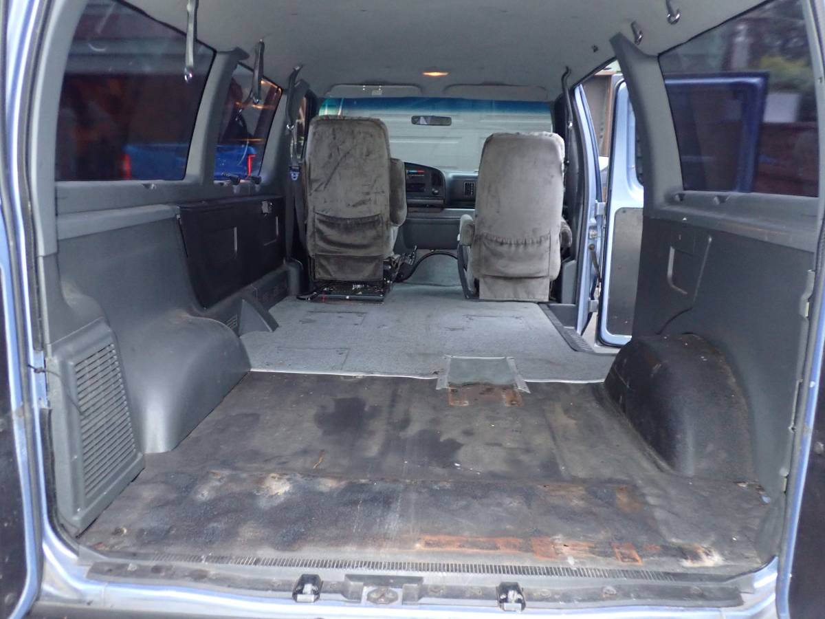 Ford-econoline-1995-blue-4