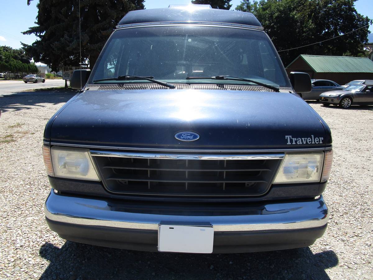 Ford-econoline-conversion-van-1995-blue-4