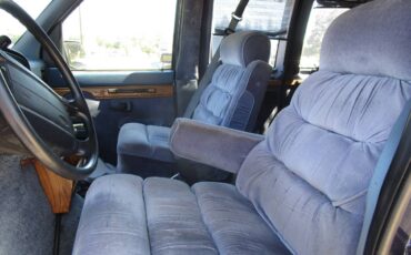 Ford-econoline-conversion-van-1995-blue-6