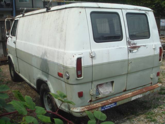Ford-econoline-e100-1972-4