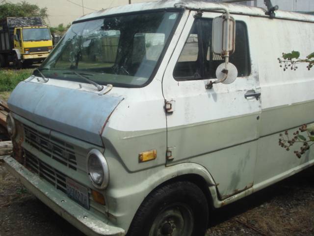 Ford-econoline-e100-1972