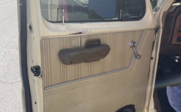 Ford-econoline-e150-1980-3