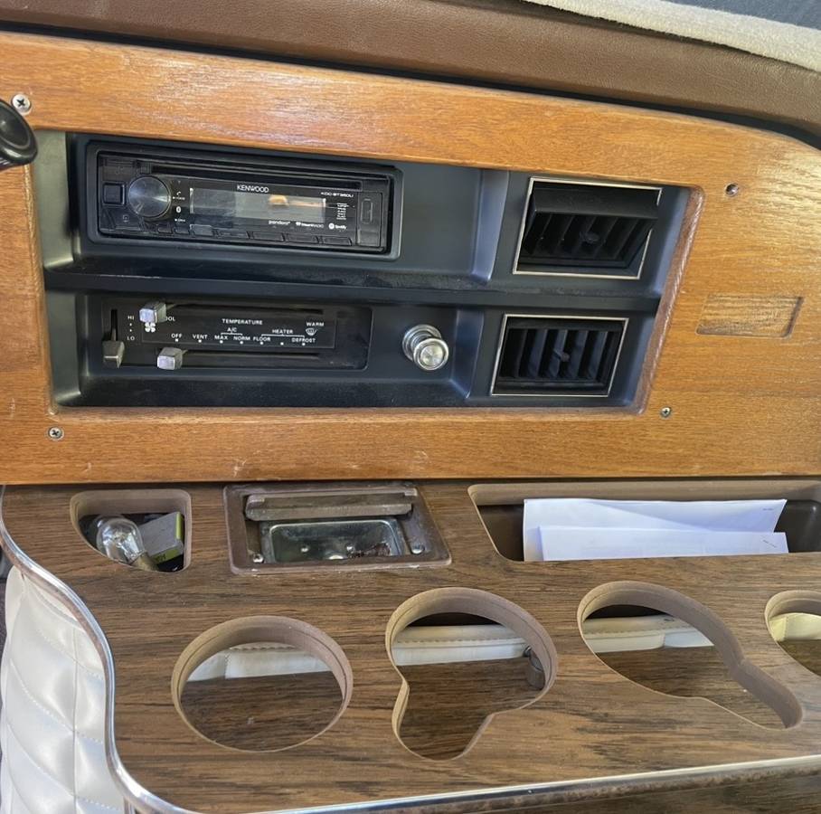 Ford-econoline-e150-1980-5