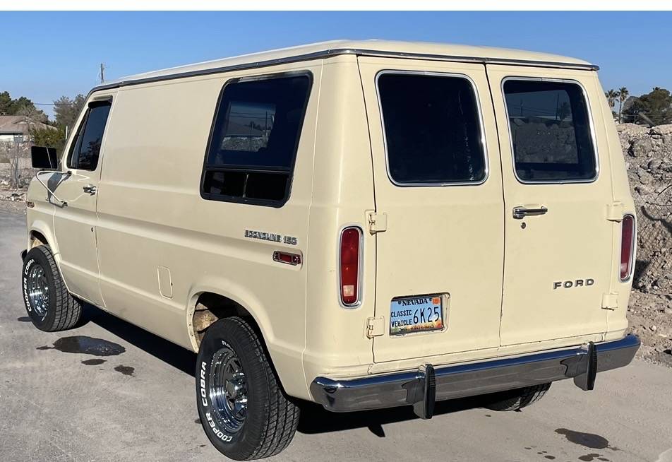 Ford-econoline-e150-1980-6