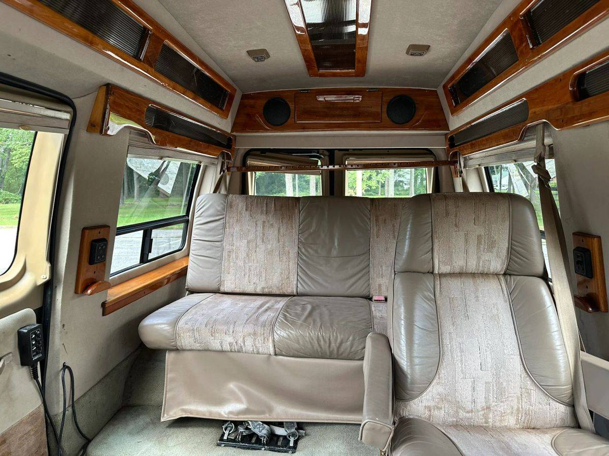Ford-econoline-e150-cargo-1995-blue-13