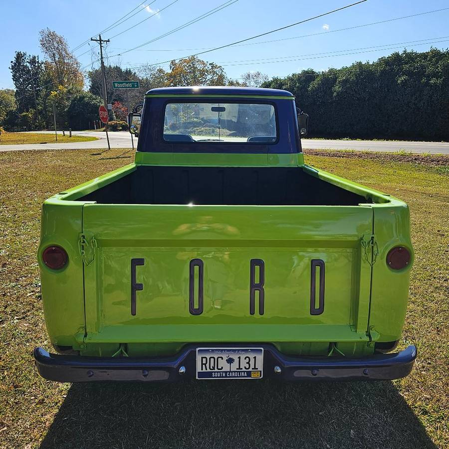 Ford-econoline-pickup-truck-1965-custom-3