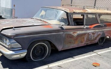 Ford-edsel-wagon-1959-red-10