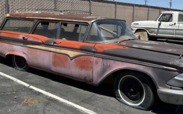 Ford-edsel-wagon-1959-red