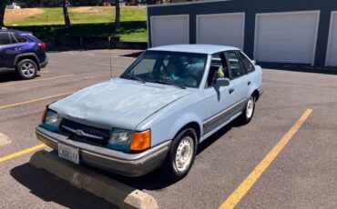 Ford-escape-1990-blue