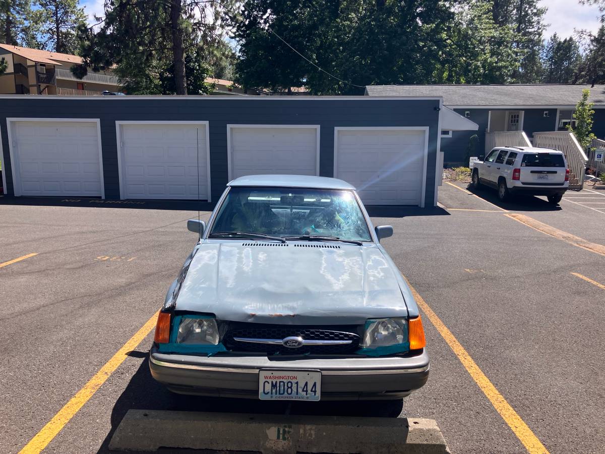 Ford-escape-1990-blue-4