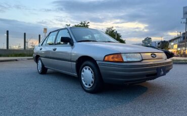 Ford-escort-lx-1991-1