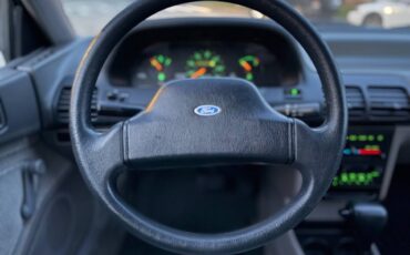 Ford-escort-lx-1991-6