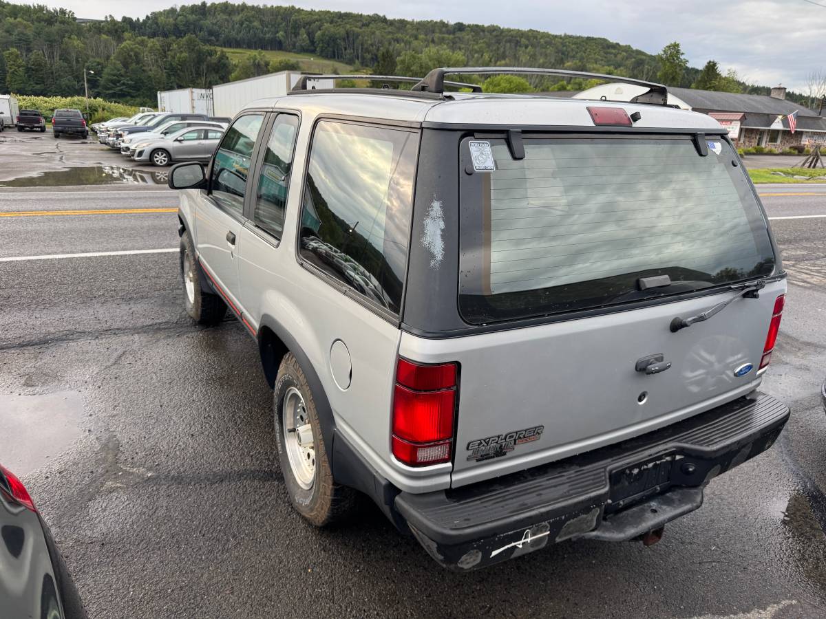 Ford-explorer-1992-2