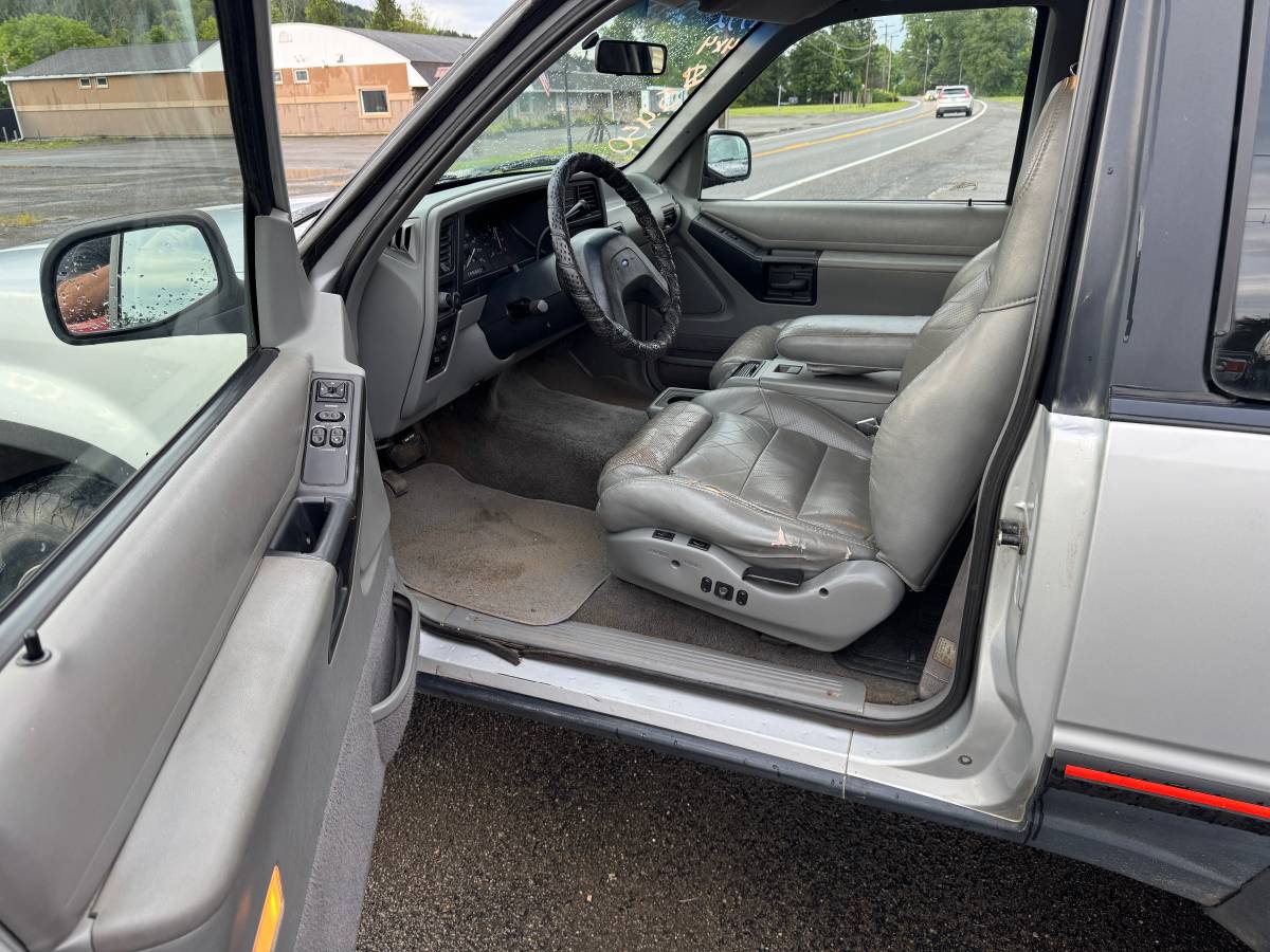 Ford-explorer-1992-7