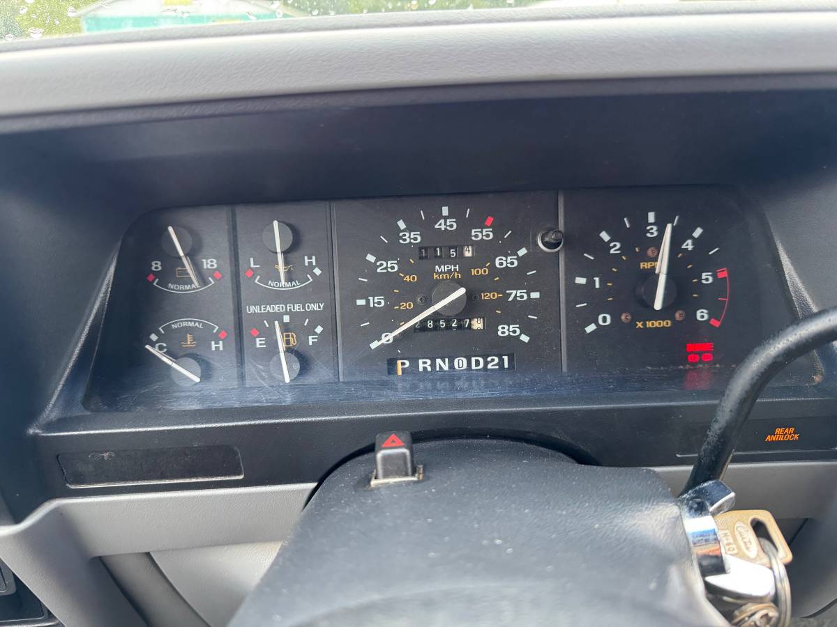 Ford-explorer-1992-9