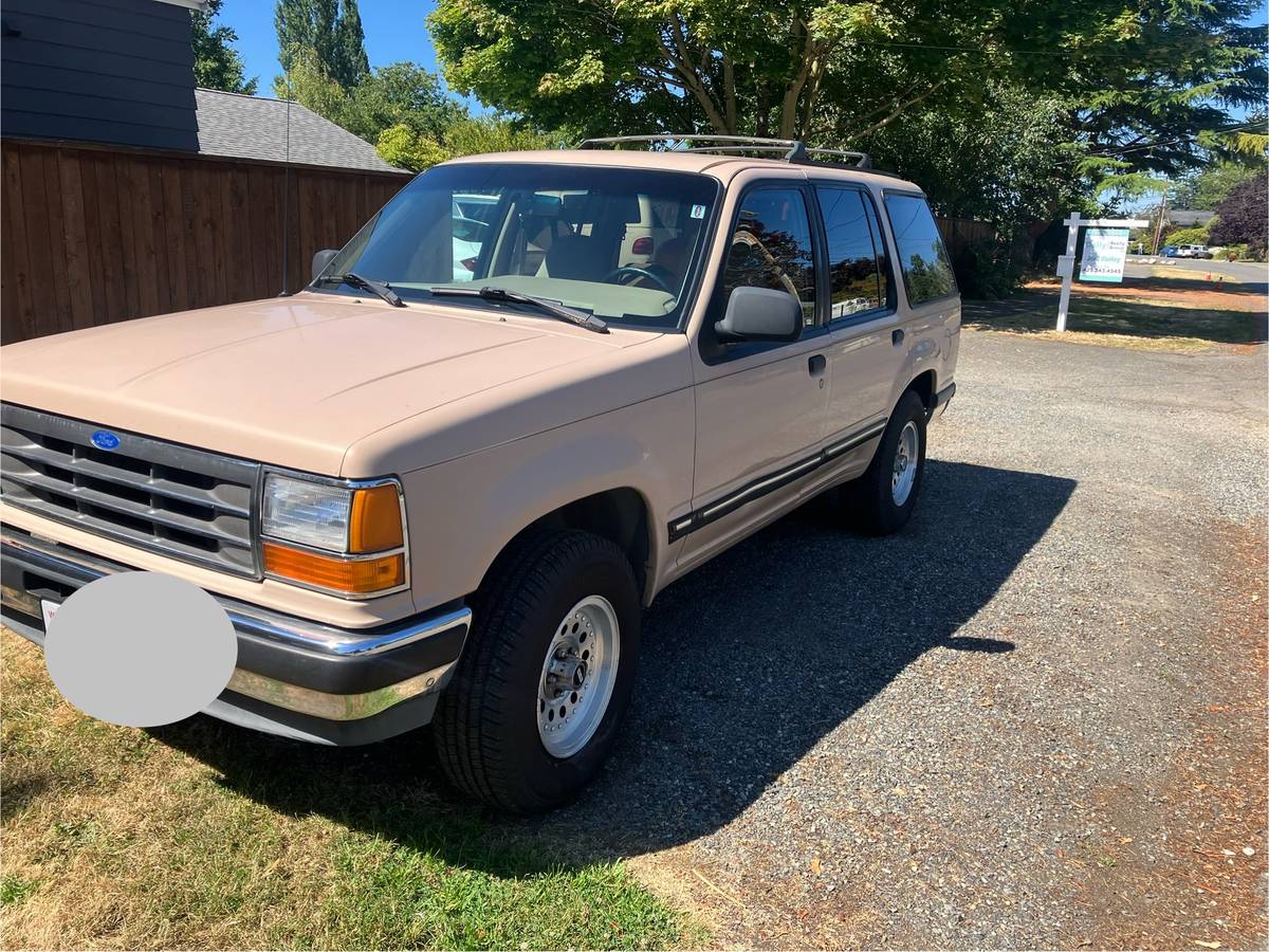 Ford-explorer-1992-brown-5