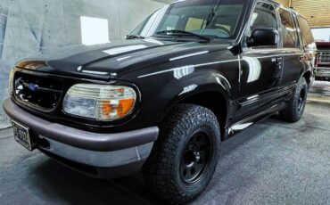 Ford-explorer-1995-black